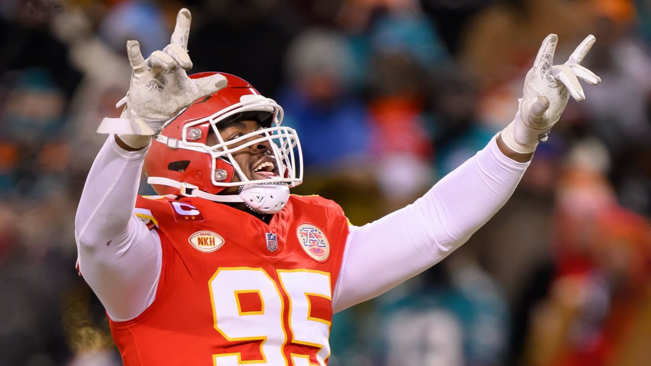 Chris Jones after Chiefs shut down Dolphins in sub-zero temperatures: 'In defense I trust'